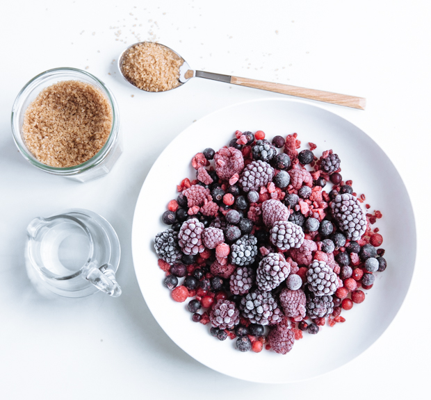 Mixed berry, coconut & pistachio cottage cheese cake