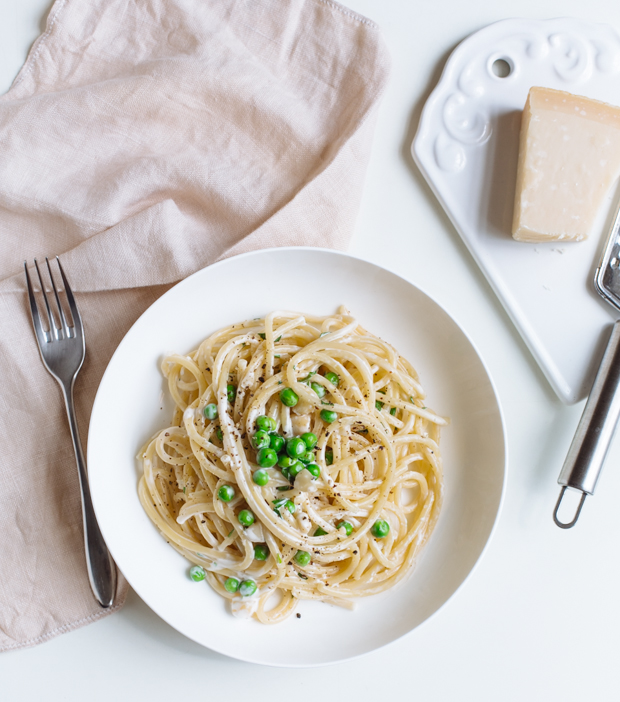 Mascarpone, pea & tarragon one-pot pasta