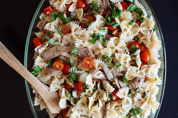 Fresh tomato & tuna pasta salad