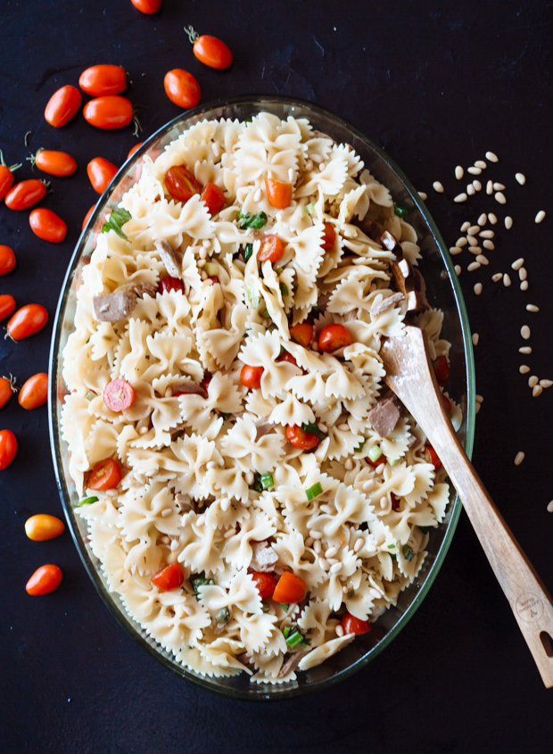 Fresh tomato & tuna pasta salad