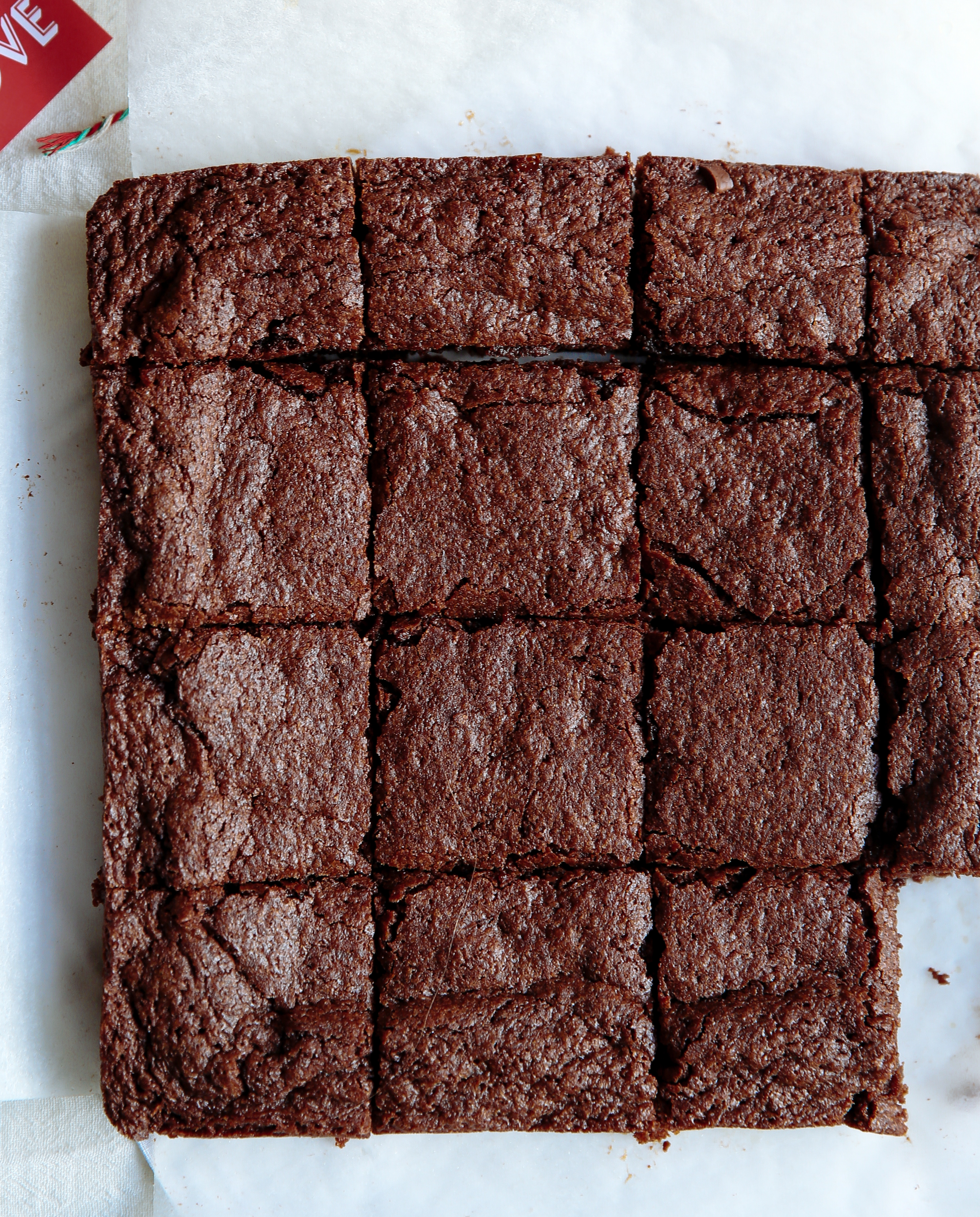 caramel-cinnamon-dark-chocolate-brownies