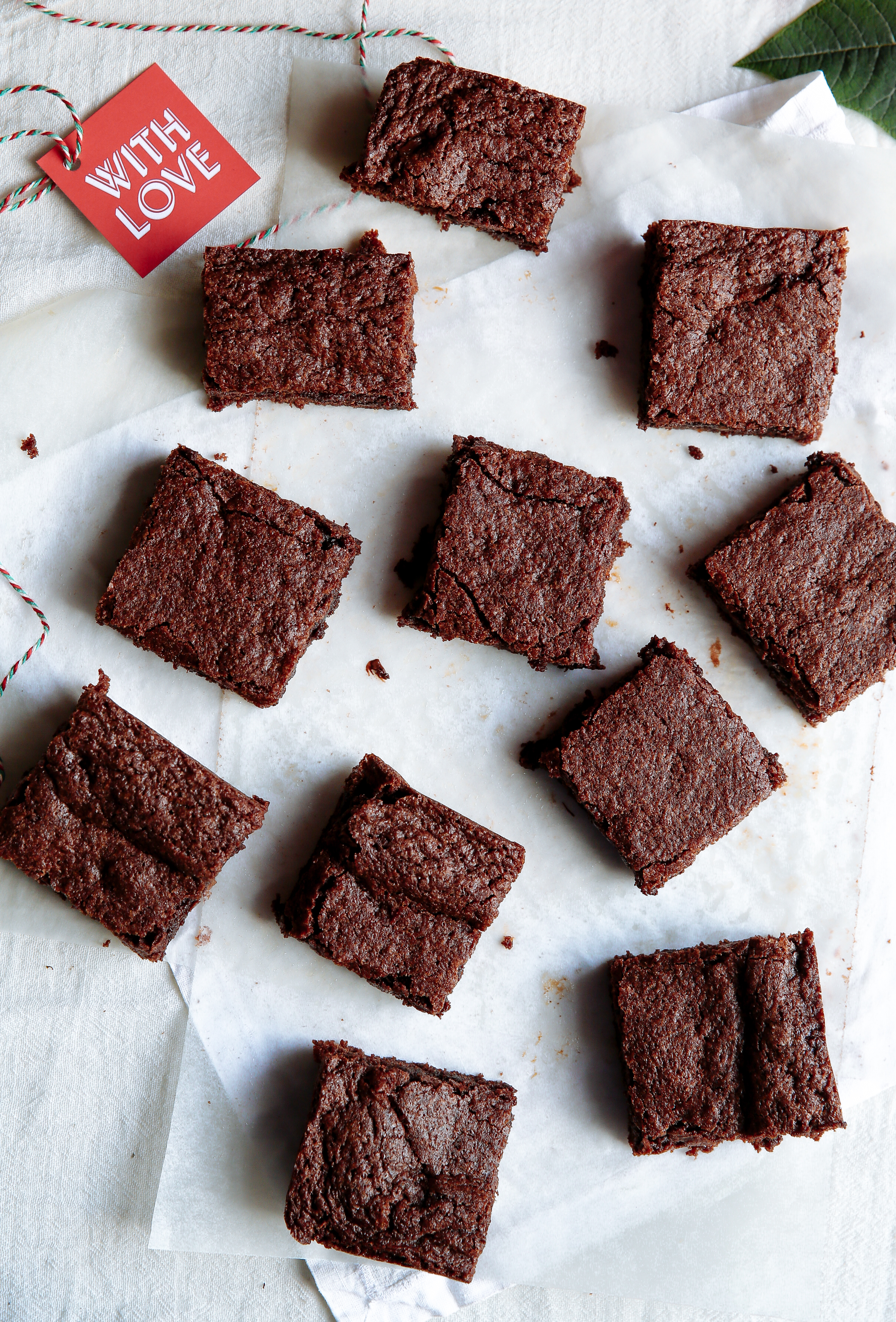 caramel-cinnamon-dark-chocolate-brownies