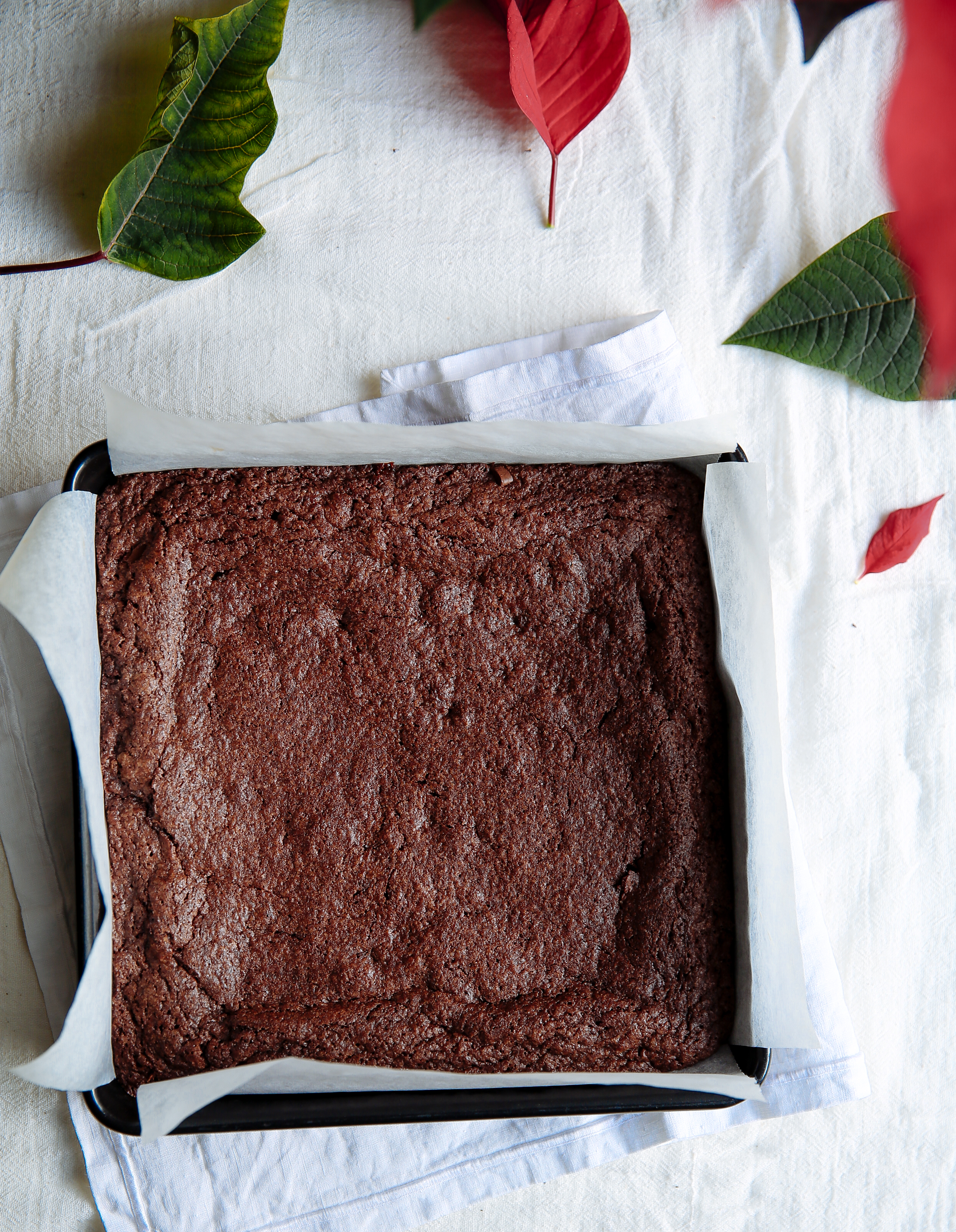 caramel-cinnamon-dark-chocolate-brownies