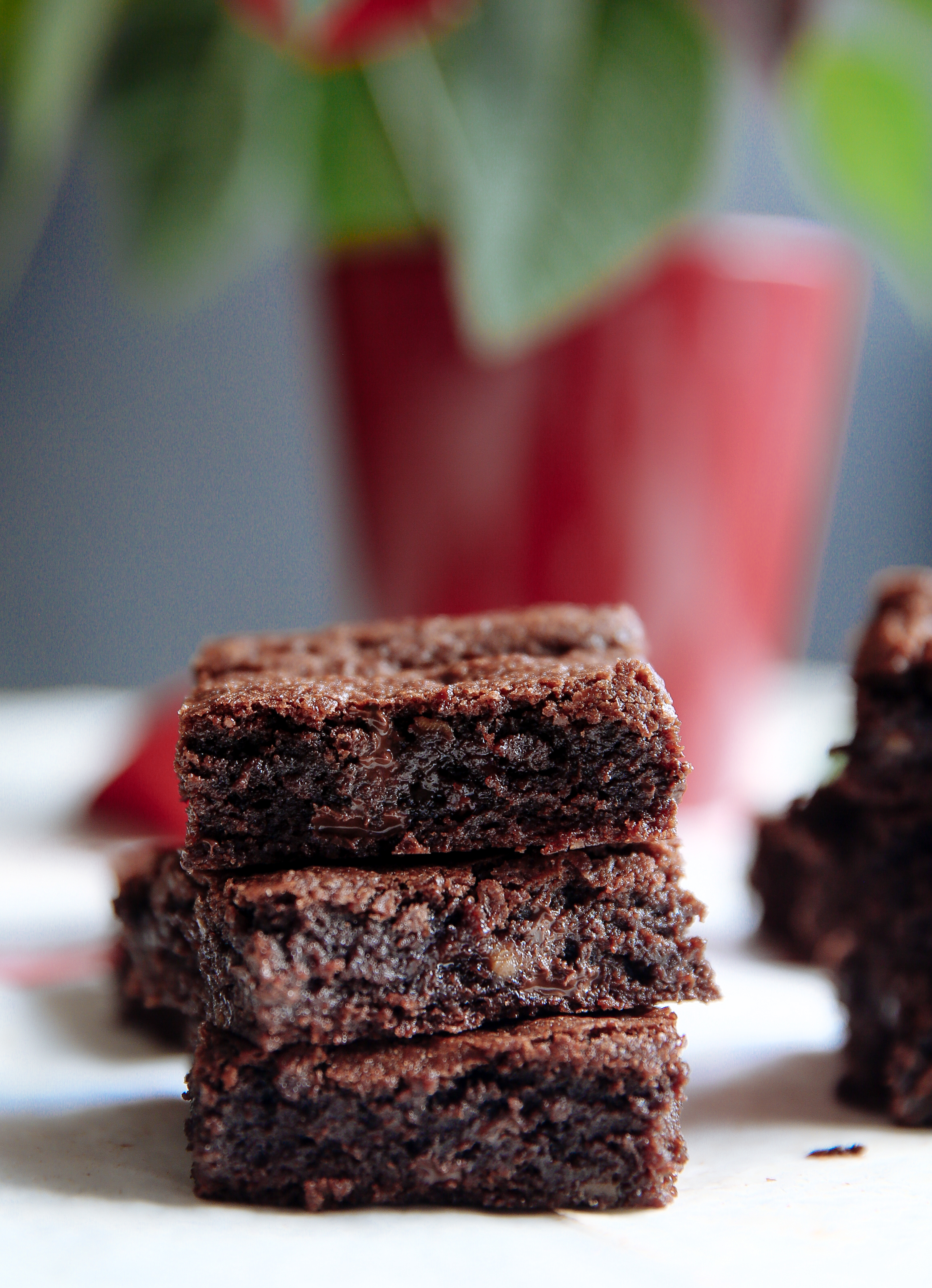 caramel-cinnamon-dark-chocolate-brownies