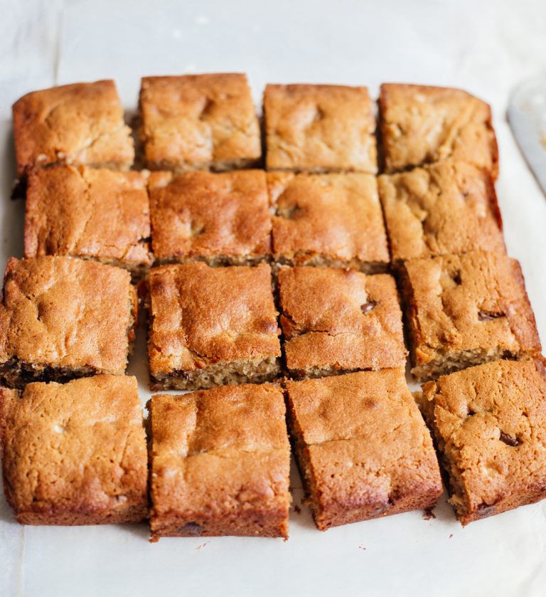 Halva & dark chocolate blondies the tasty other