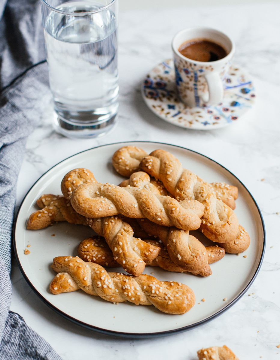 Lemon zest & cardamom Easter cookies