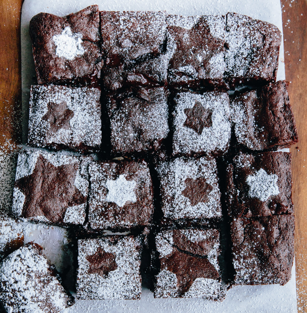 Cinnamon, clove & clementine dark chocolate brownies