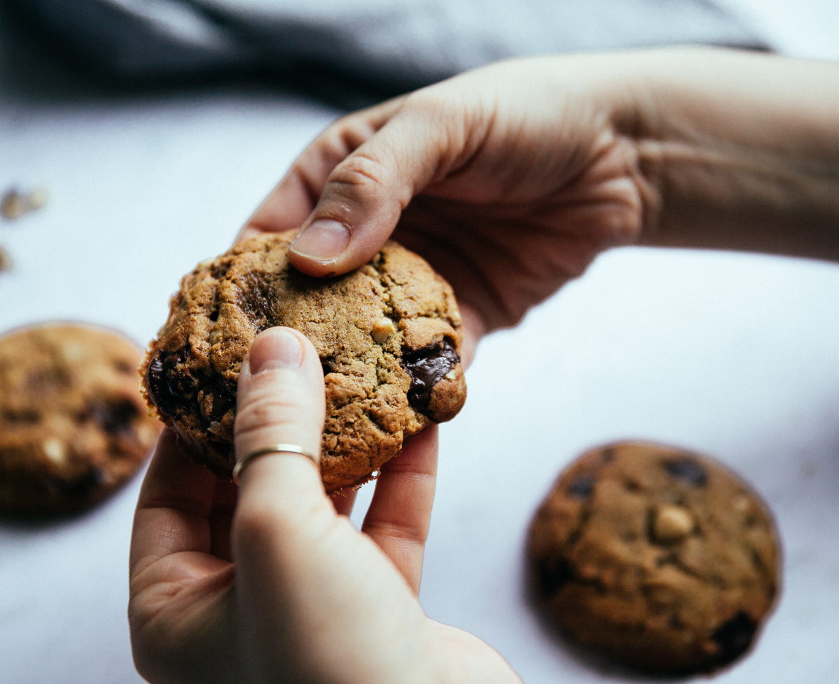 Hazelnut & raisin olive oil cookies