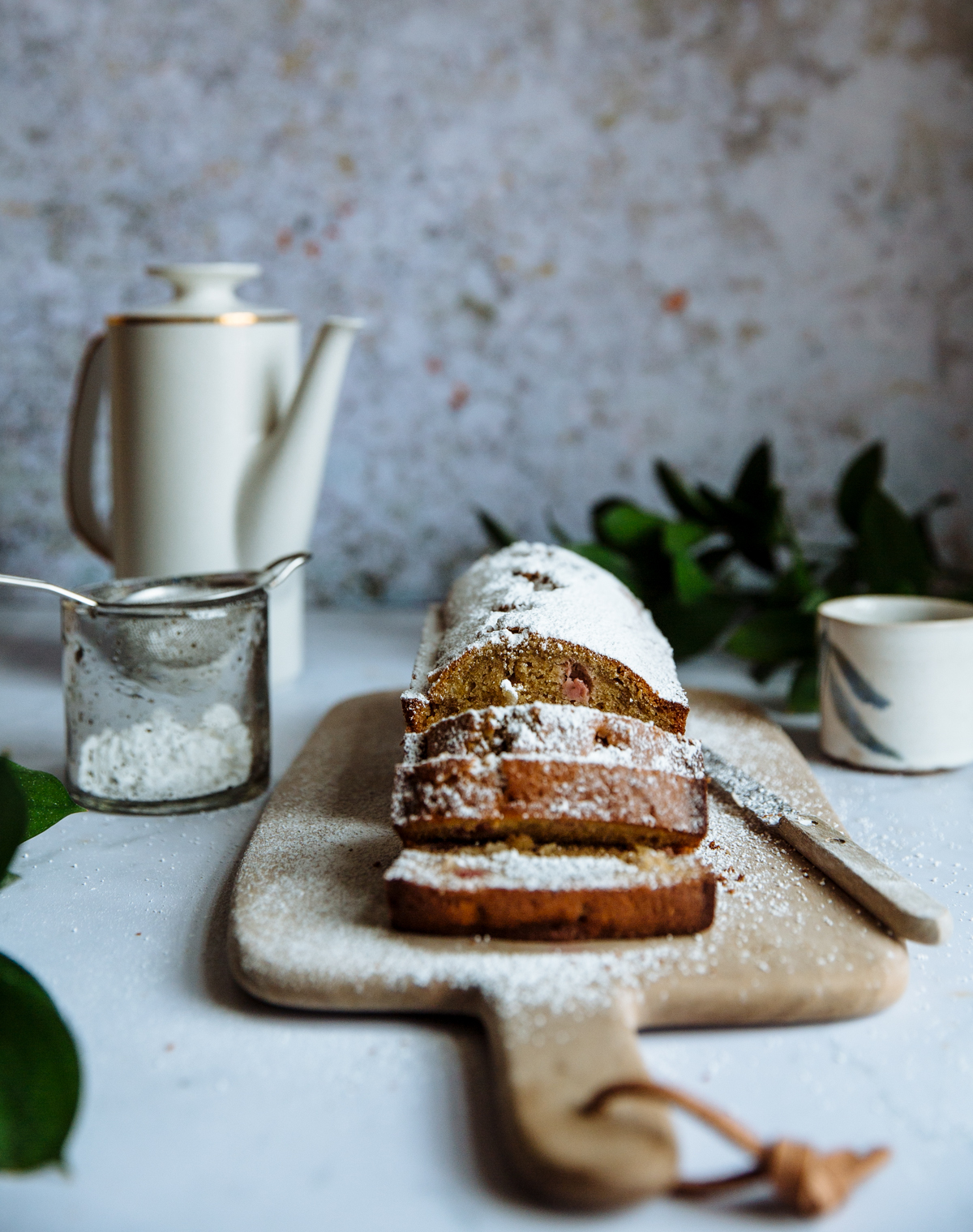 Strawberry, coconut & lemon cake