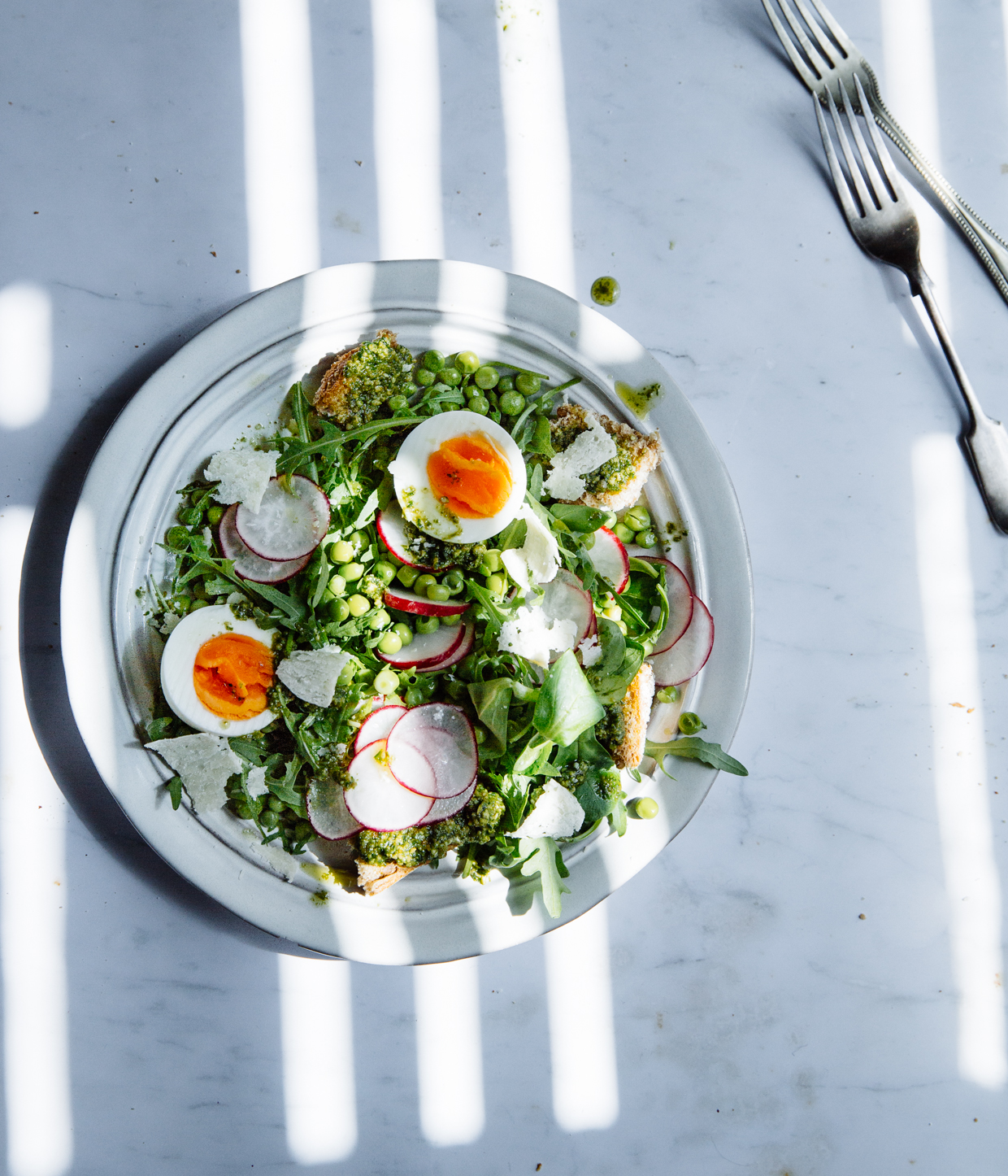 Pea, pesto & egg salad with radishes & sourdough