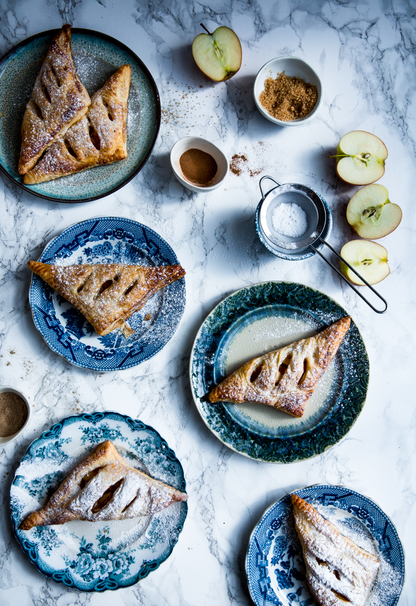 Cinnamon & lemon mini apple pies