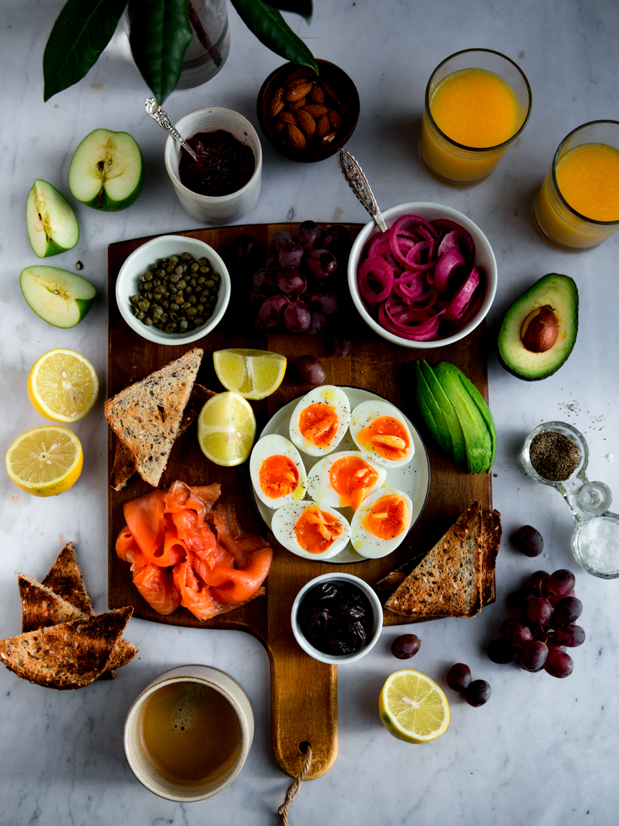 Pickled onion & smoked salmon brakfast platter