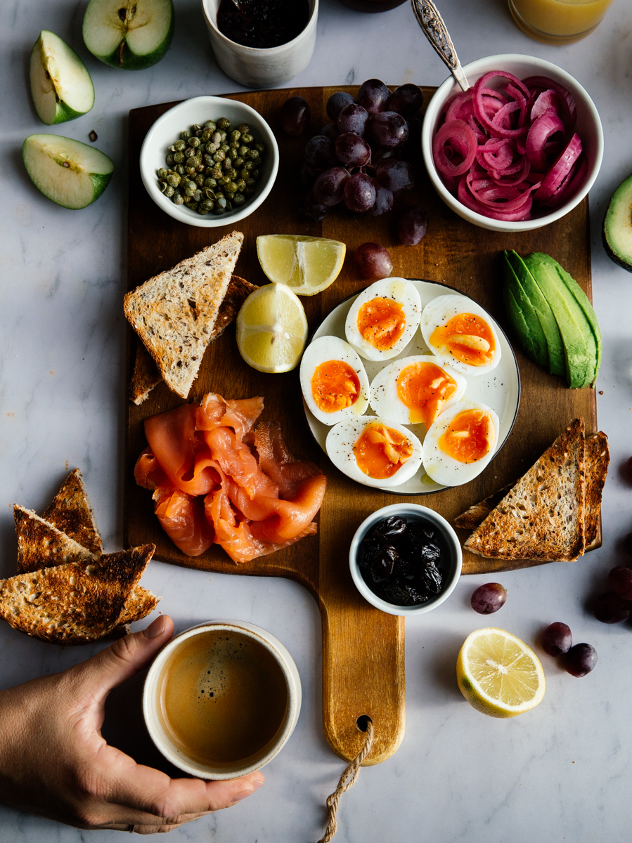 Pickled onion & smoked salmon brakfast platter