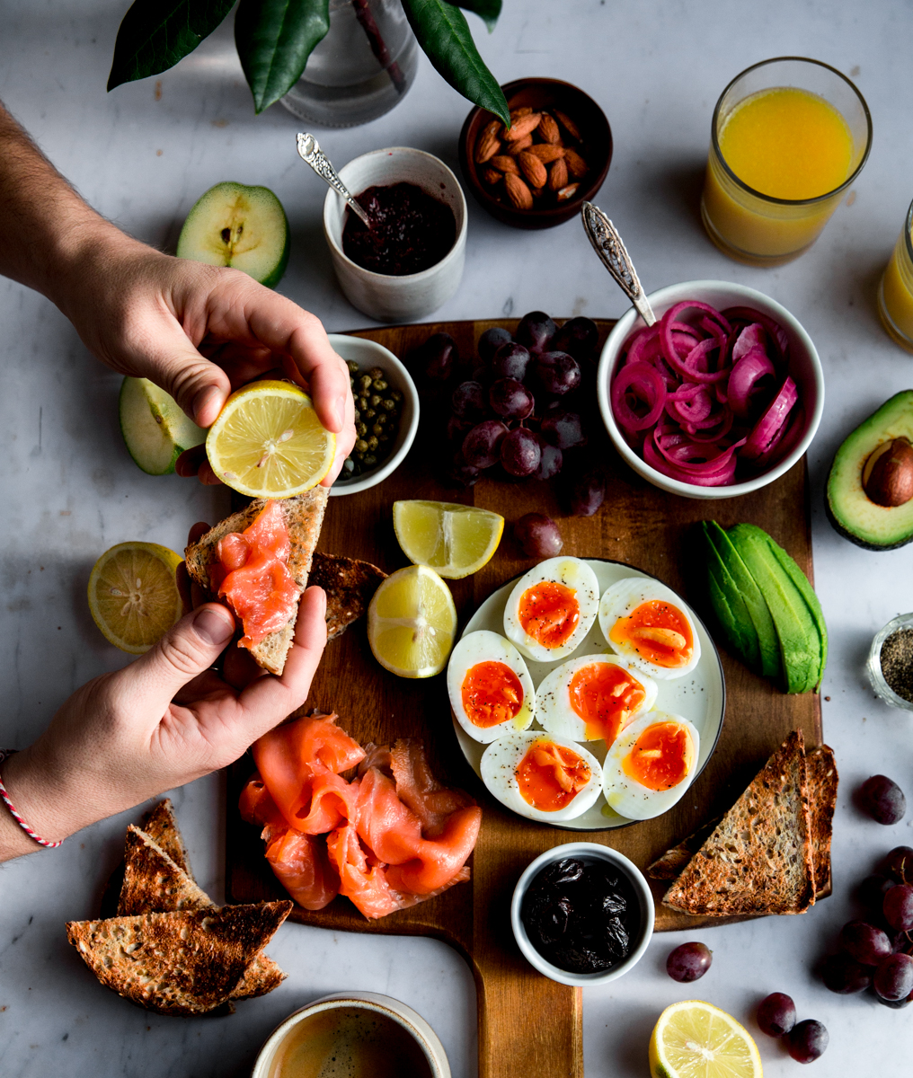 Pickled onion & smoked salmon brakfast platter